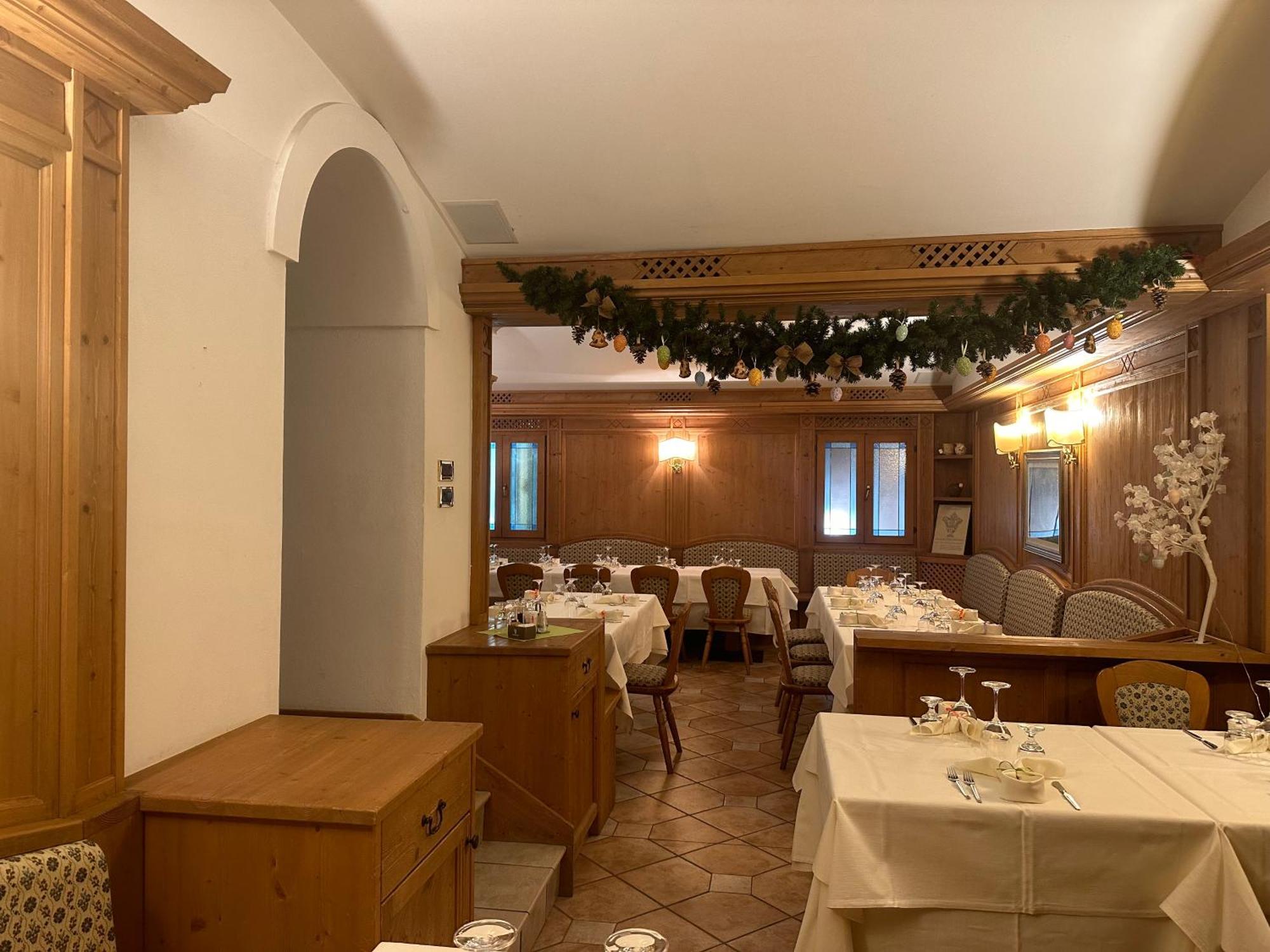 Hotel Alpi - Foza المظهر الخارجي الصورة