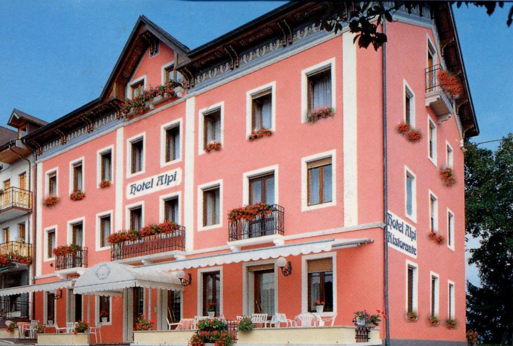 Hotel Alpi - Foza المظهر الخارجي الصورة